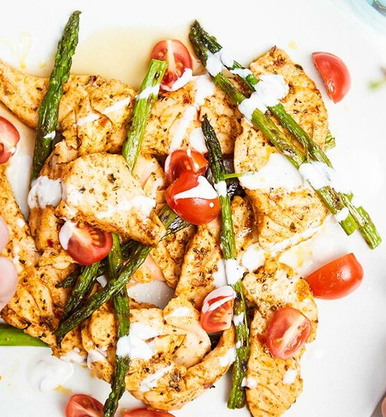 Taco van zalm, groene asperges en citroen yoghurt recept