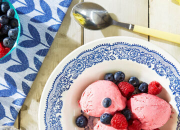 Frozen yoghurt van rood fruit recept